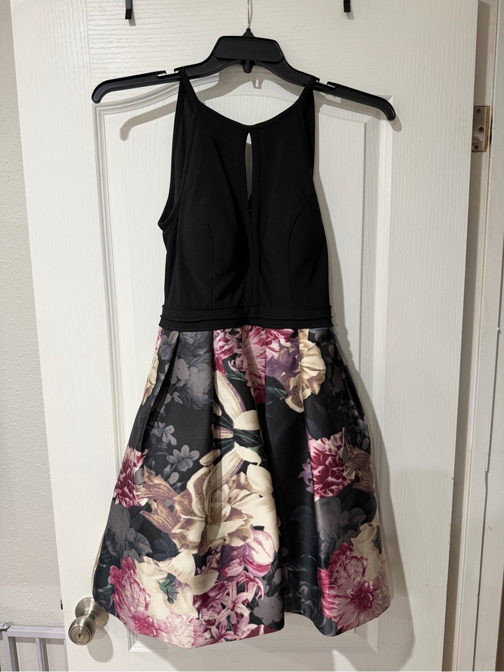 Black Bodice Floral Skater Dress